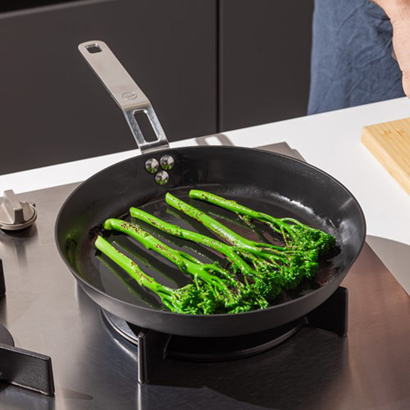 BARE Cookware 24cm Carbon Steel Pan